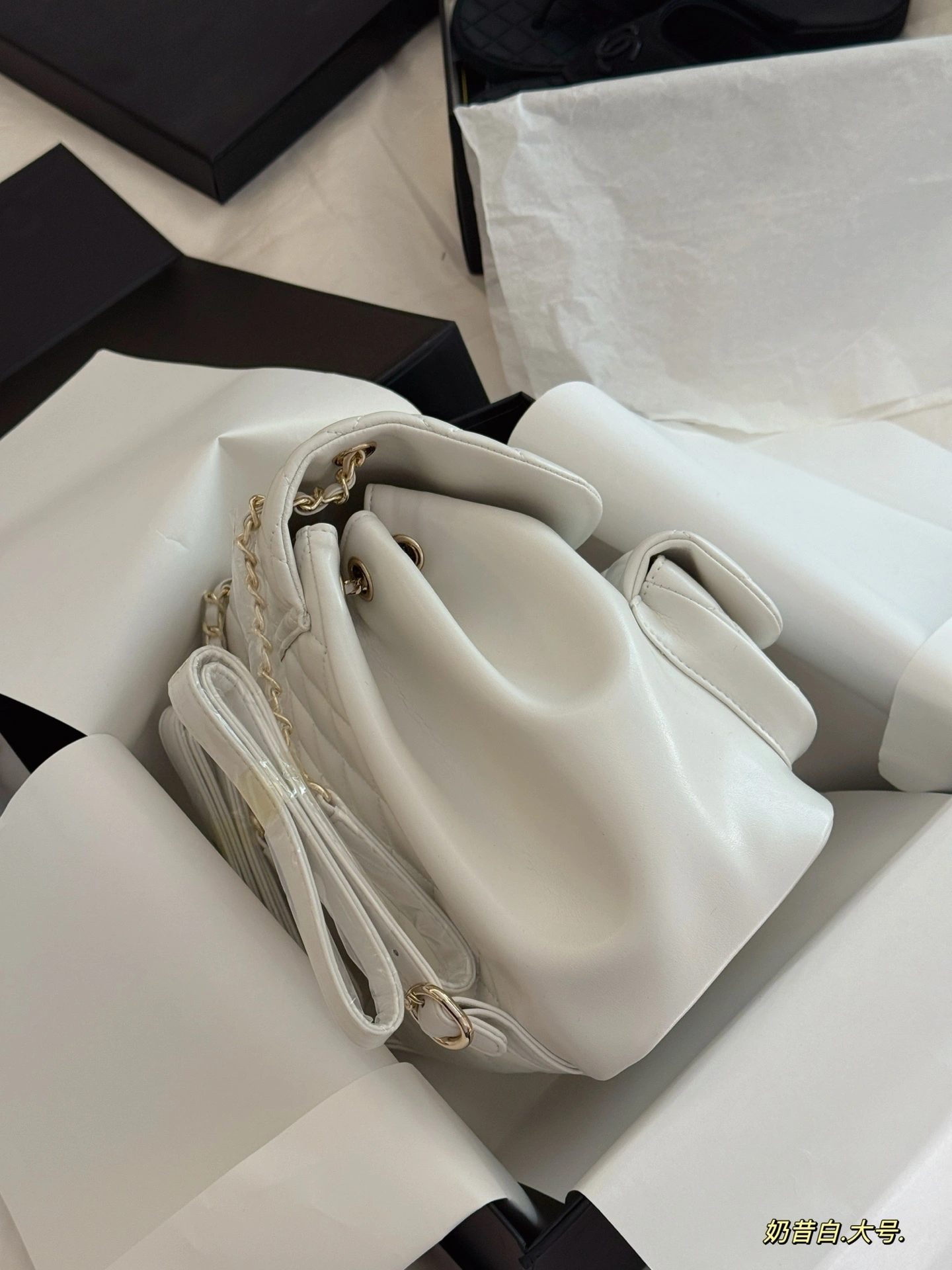 3h1958 AS2909-B09750-10601 Calfskin item:ET-B264J2316