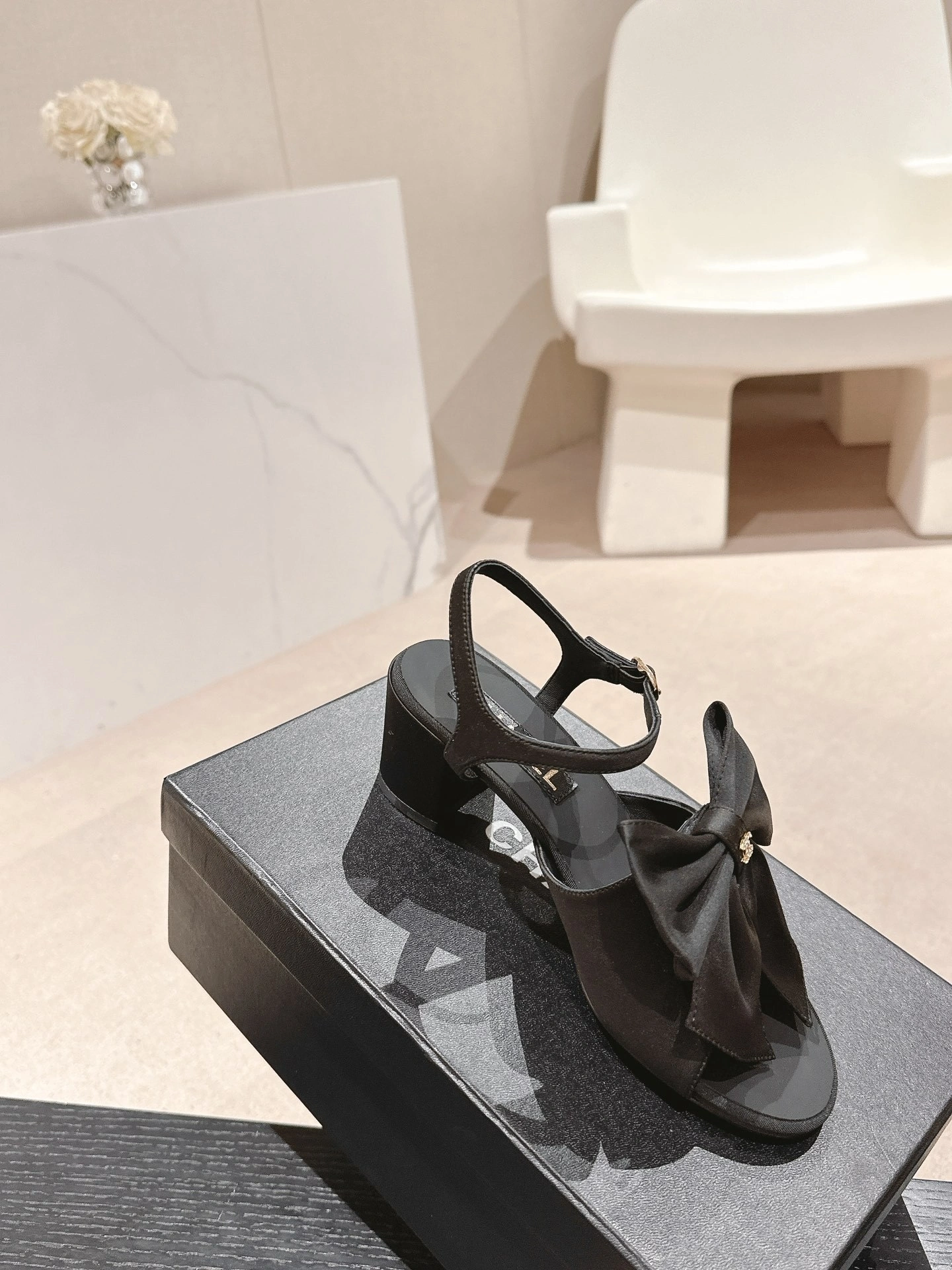 3h1958 G45812 B17350 94305 Heel height：6CM sheepskin item:DT-X000J1202