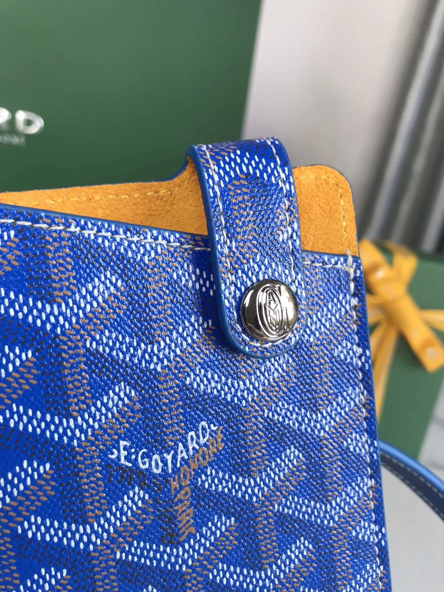 MOMO-- 6oy1r4 MONTMAGMLTY-10CL10P high quality version MontMartre GM cowhide item:F-B664A2832