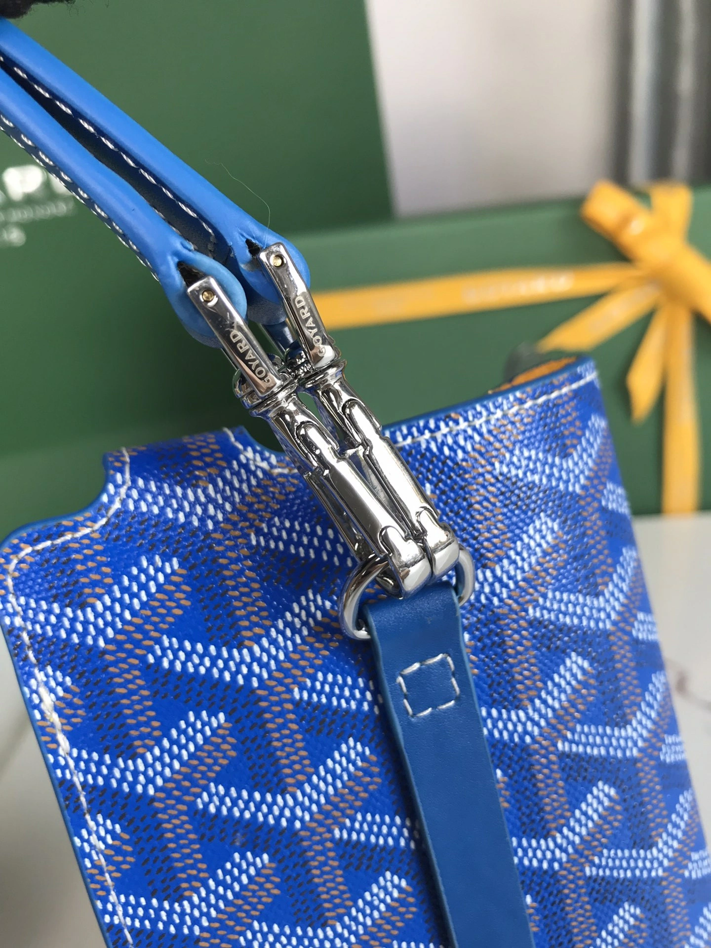 MOMO-- 6oy1r4 MONTMAGMLTY-10CL10P high quality version MontMartre GM cowhide item:F-B664A2832