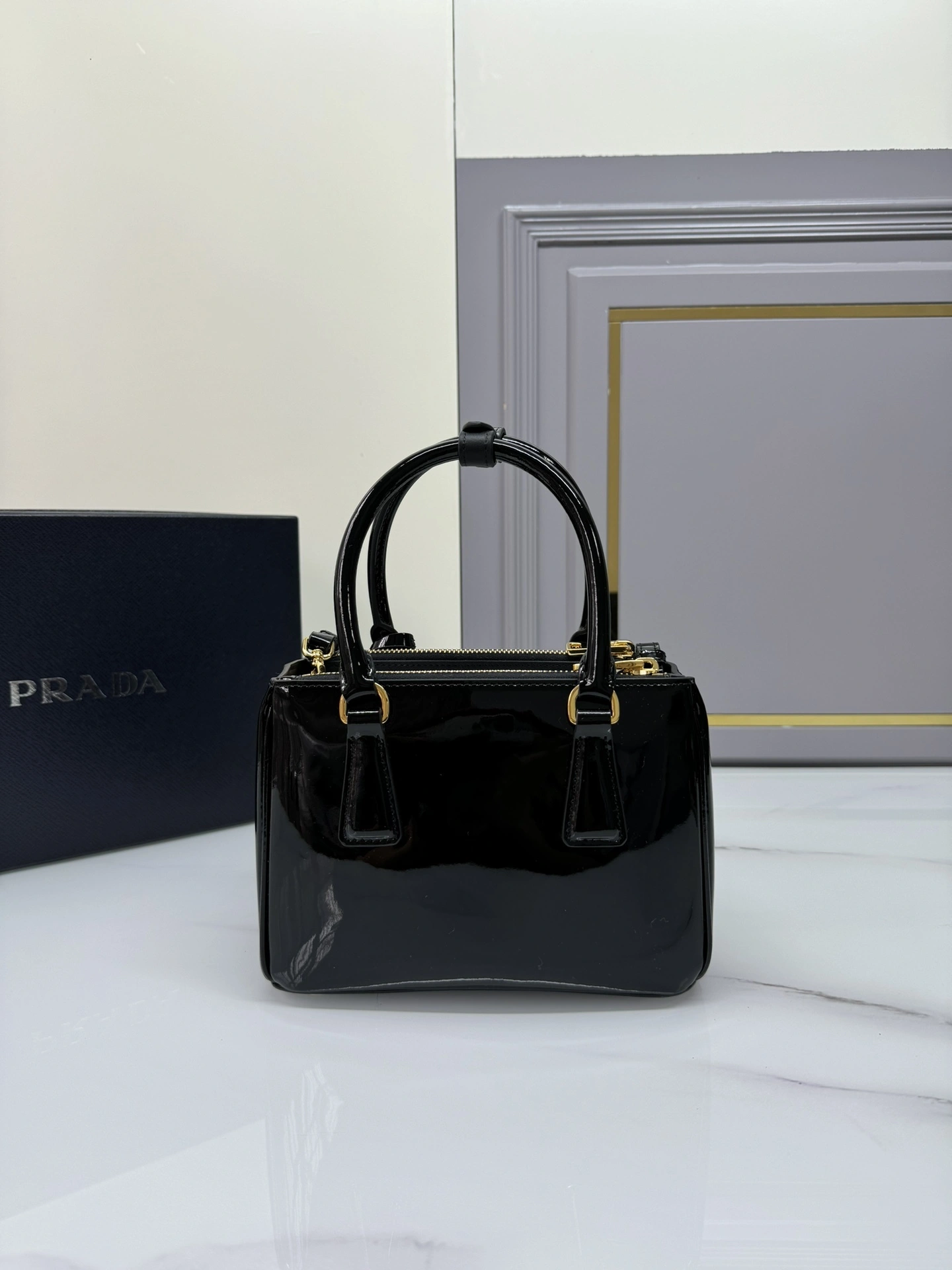 MOMO-- Pr141 1BA906_069_F03KJ_V_EOM Galleria Saffiano high quality version item:D-B063K2254