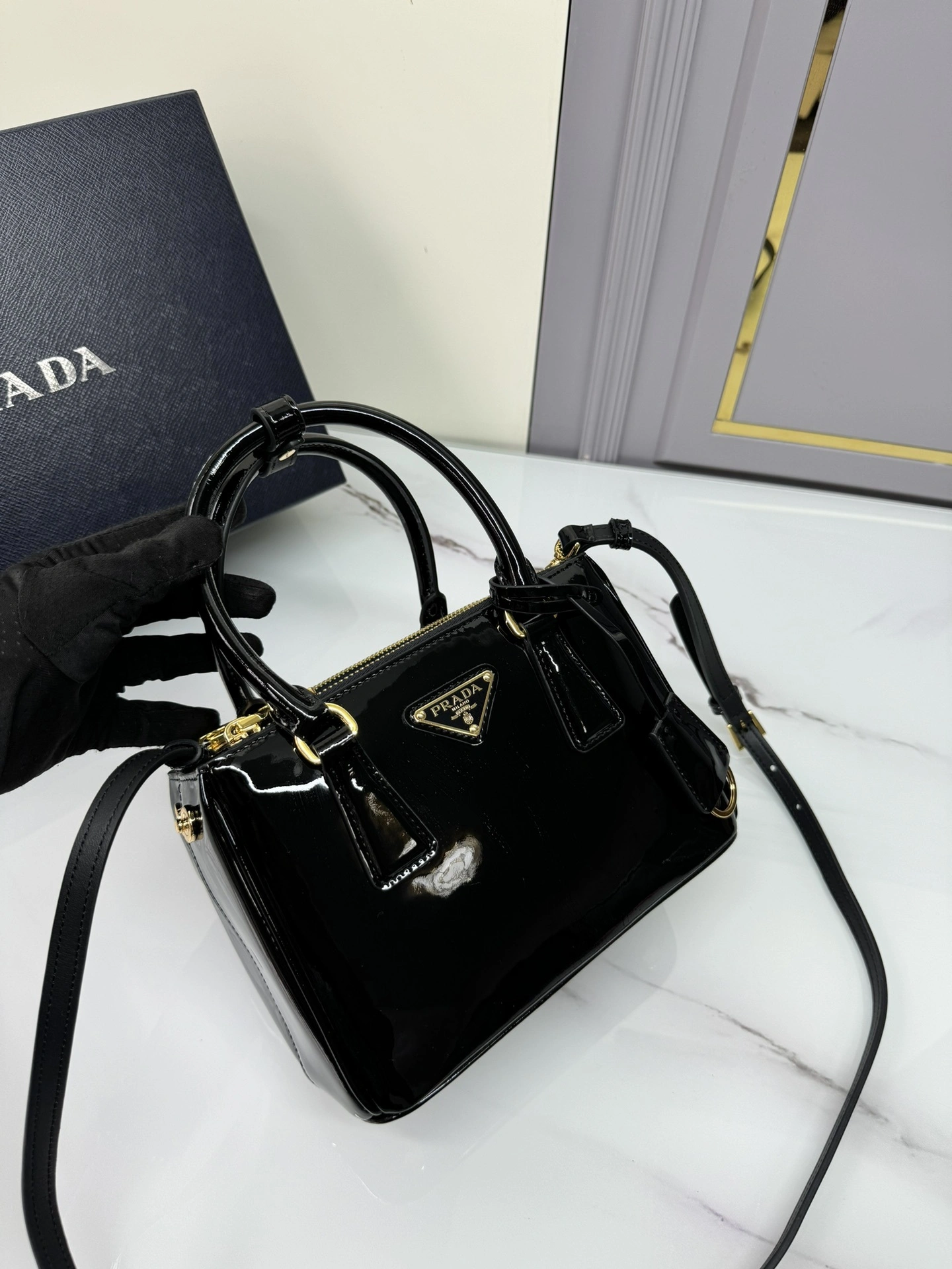 MOMO-- Pr141 1BA906_069_F03KJ_V_EOM Galleria Saffiano high quality version item:D-B063K2254