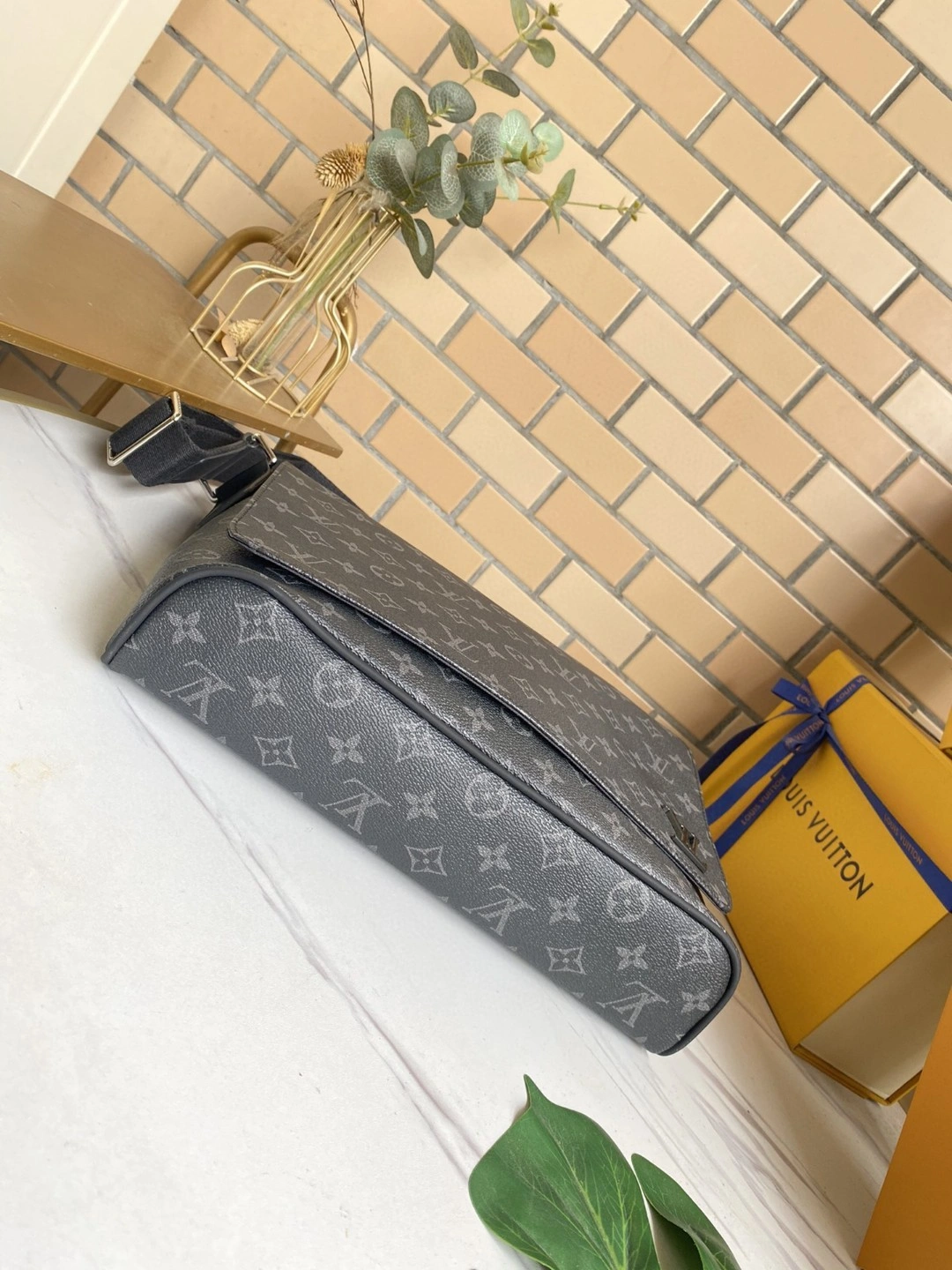 Ｍ44001 District item : AT-B225K2801L