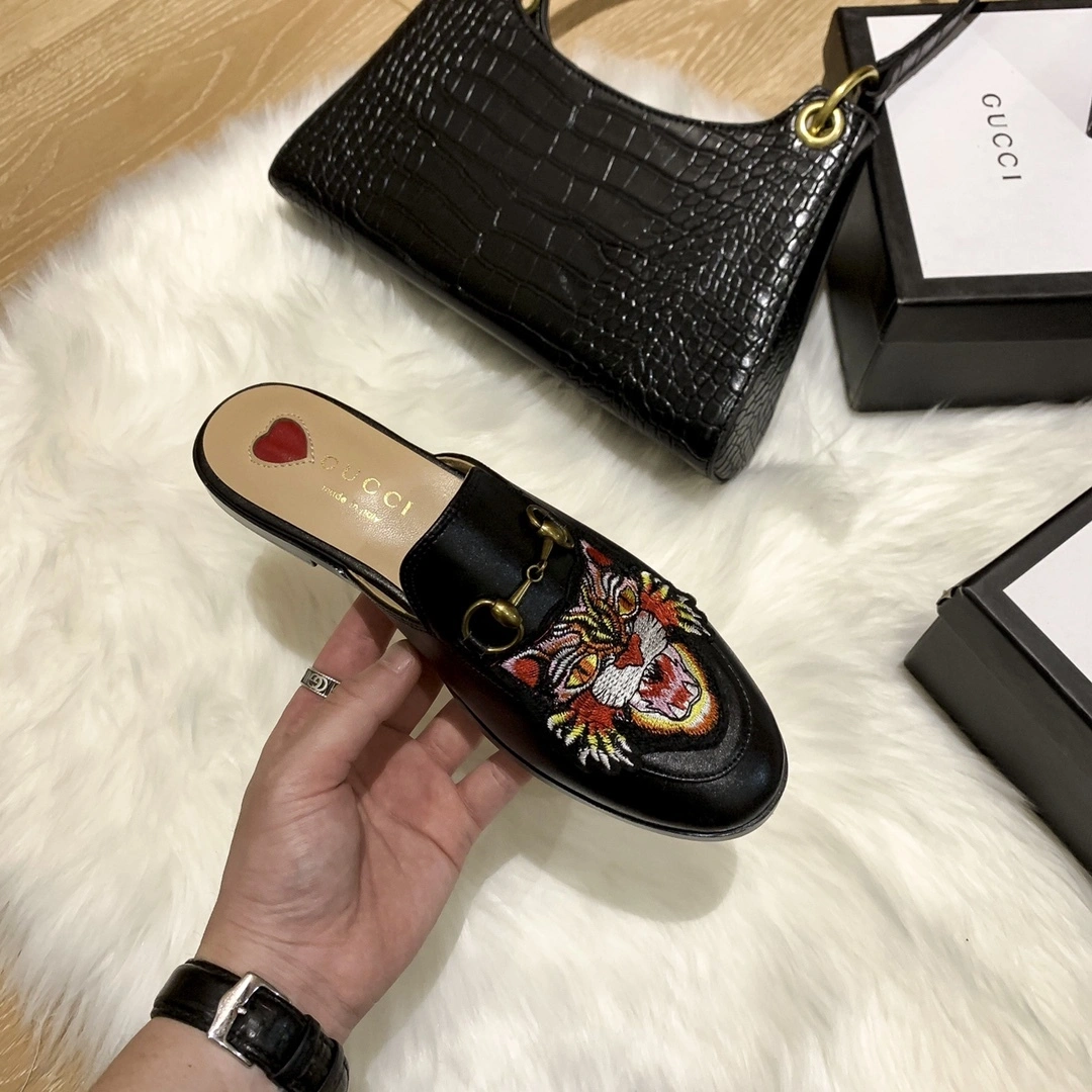 481180 C9D00 1000 sheepskin item:DT-X234D2927