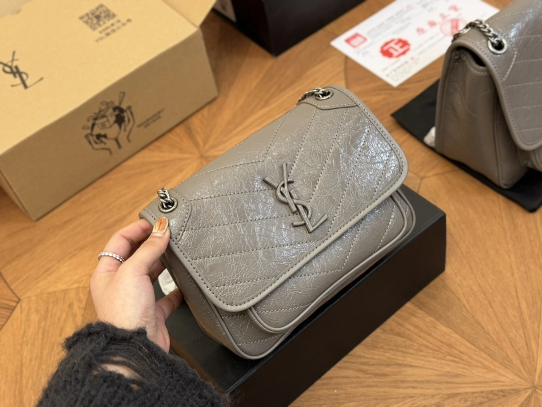 498894-0EN04-2849 item:DT-B264A0179