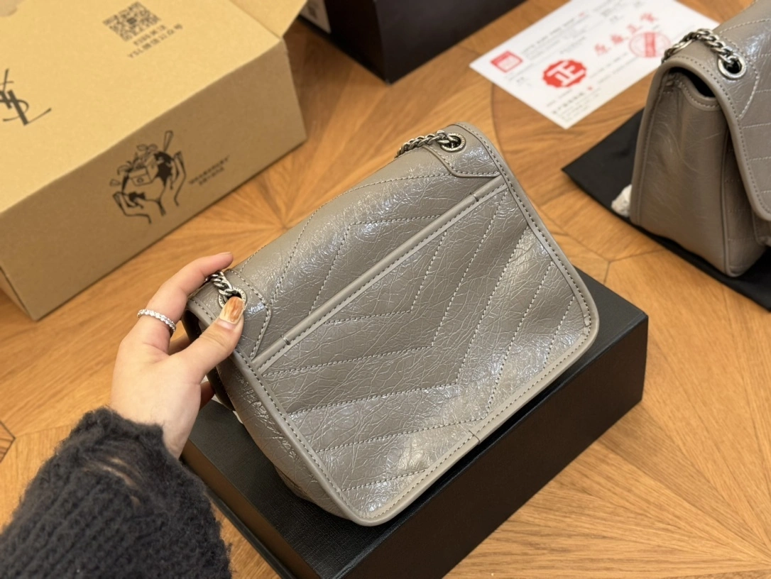 498894-0EN04-2849 item:DT-B264A0179