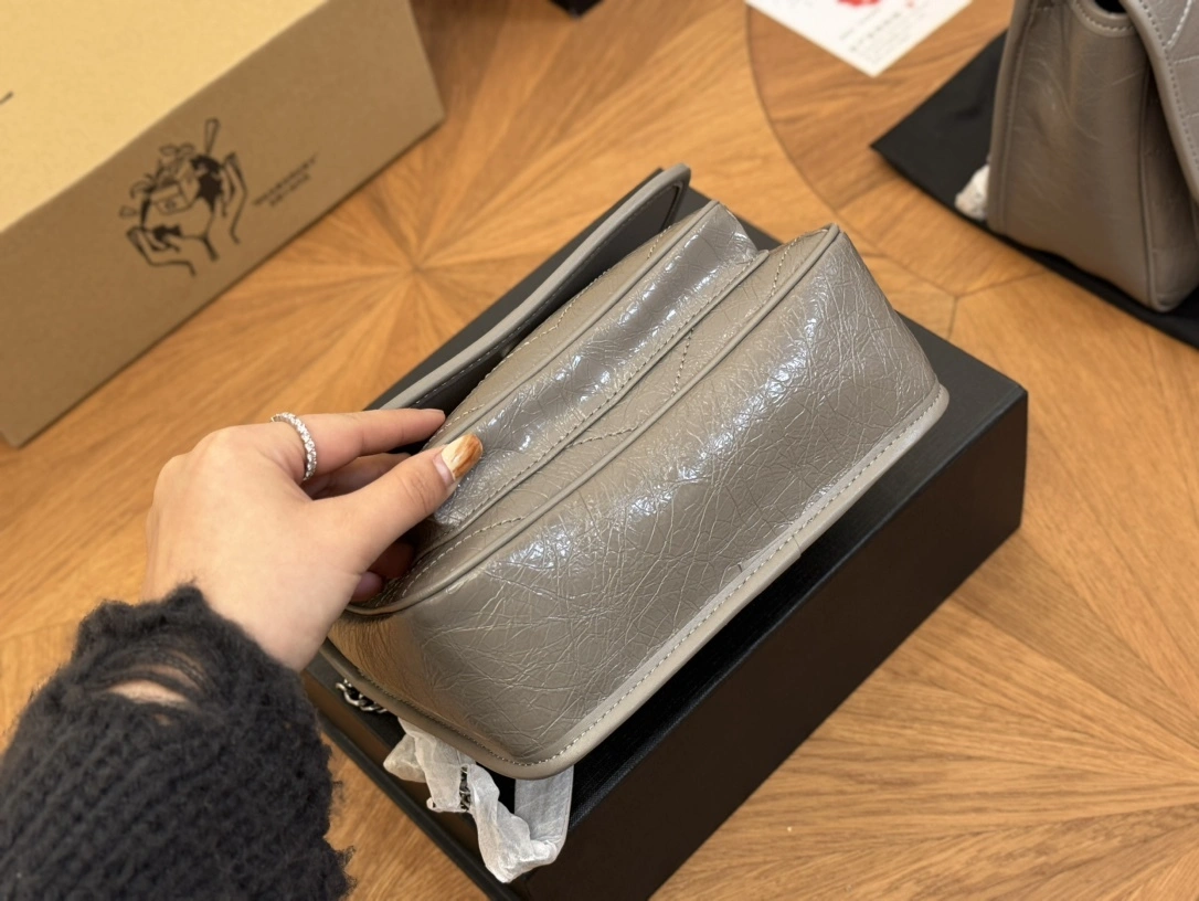 498894-0EN04-2849 item:DT-B264A0179