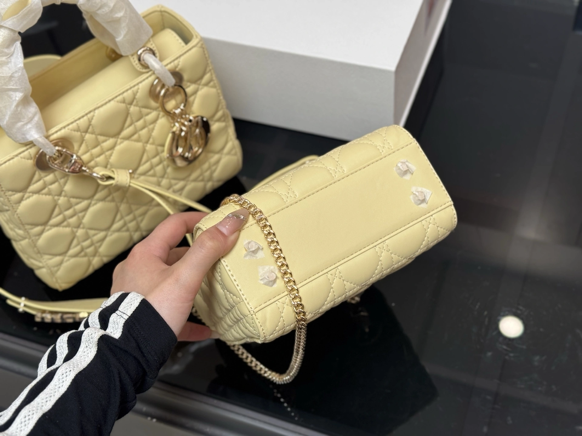 4ior M0538OCEA-M26Y Calfskin sheepskin item:ET-B101F0605