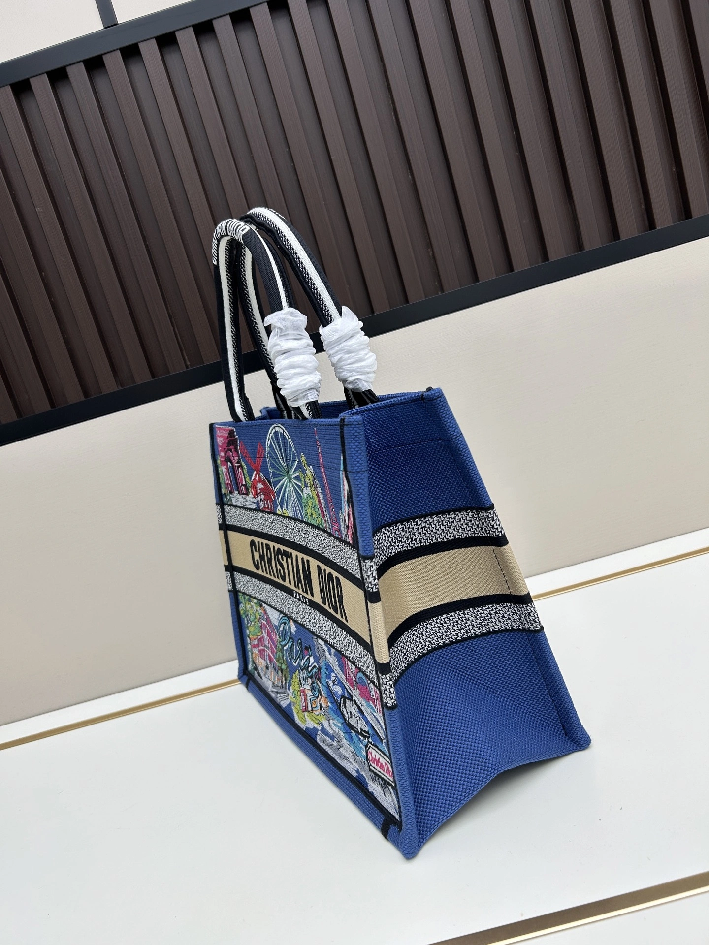 4ior M1296ZEJG-M20E Book Tote item:ET-B000I0701