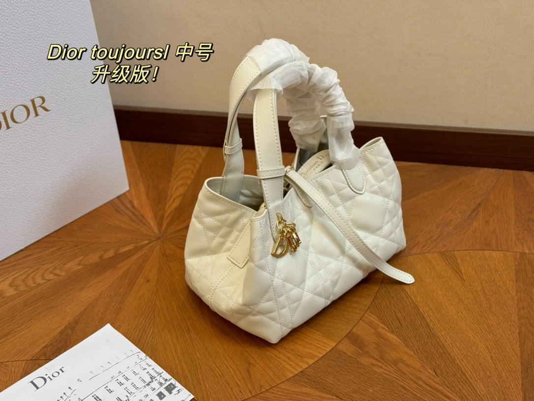 4ior M2822OSHJ-M030 Toujours item:DT-B264H0128