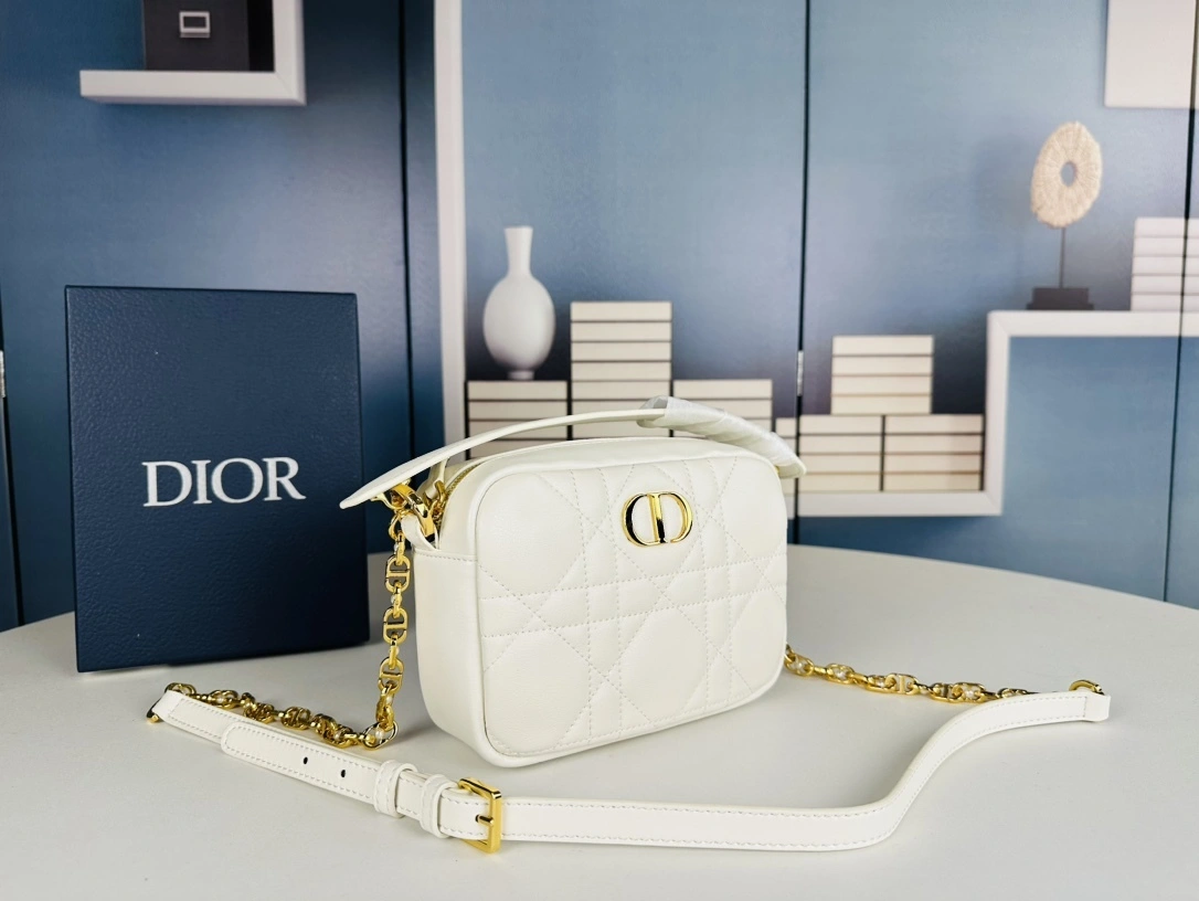 4ior M3352UBHM-M030 cowhide item:DT-B225E2039