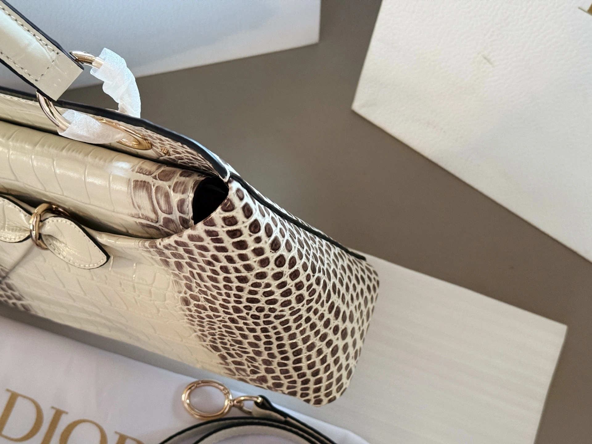 4ior MO737OCWNMO-30TU cowhide item:ET-B264L0921T