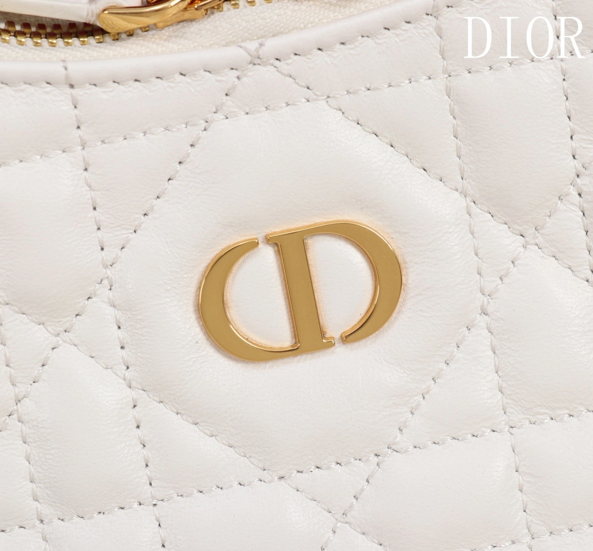 MOMO--4ior S5253UHAG-M030 high quality version 30 Montaigne sheepskin item:E-B000L2004T