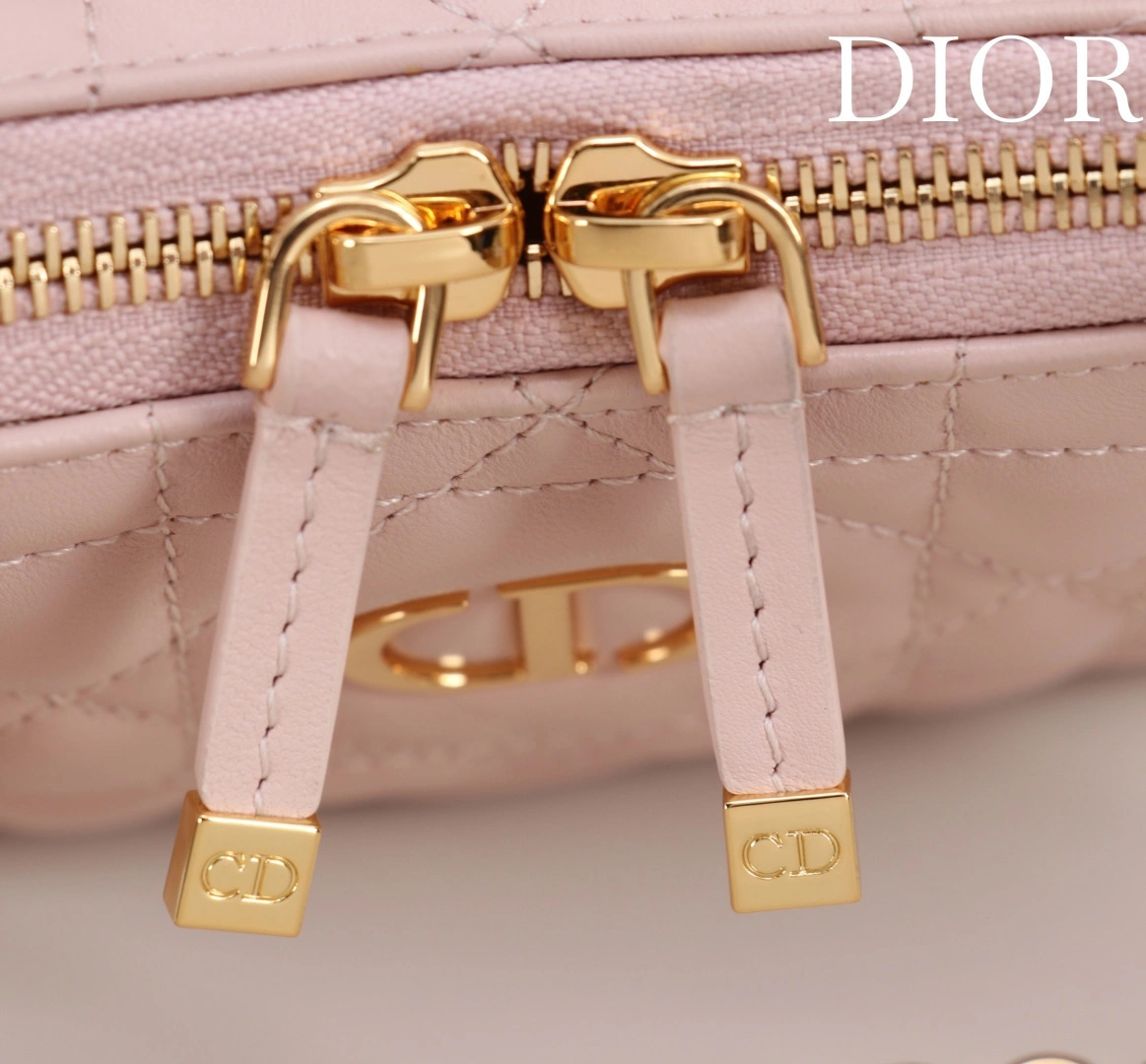 MOMO-- 4ior S5253UHAG-M413 high quality version 30 Montaigne sheepskin item:E-B000L2002T