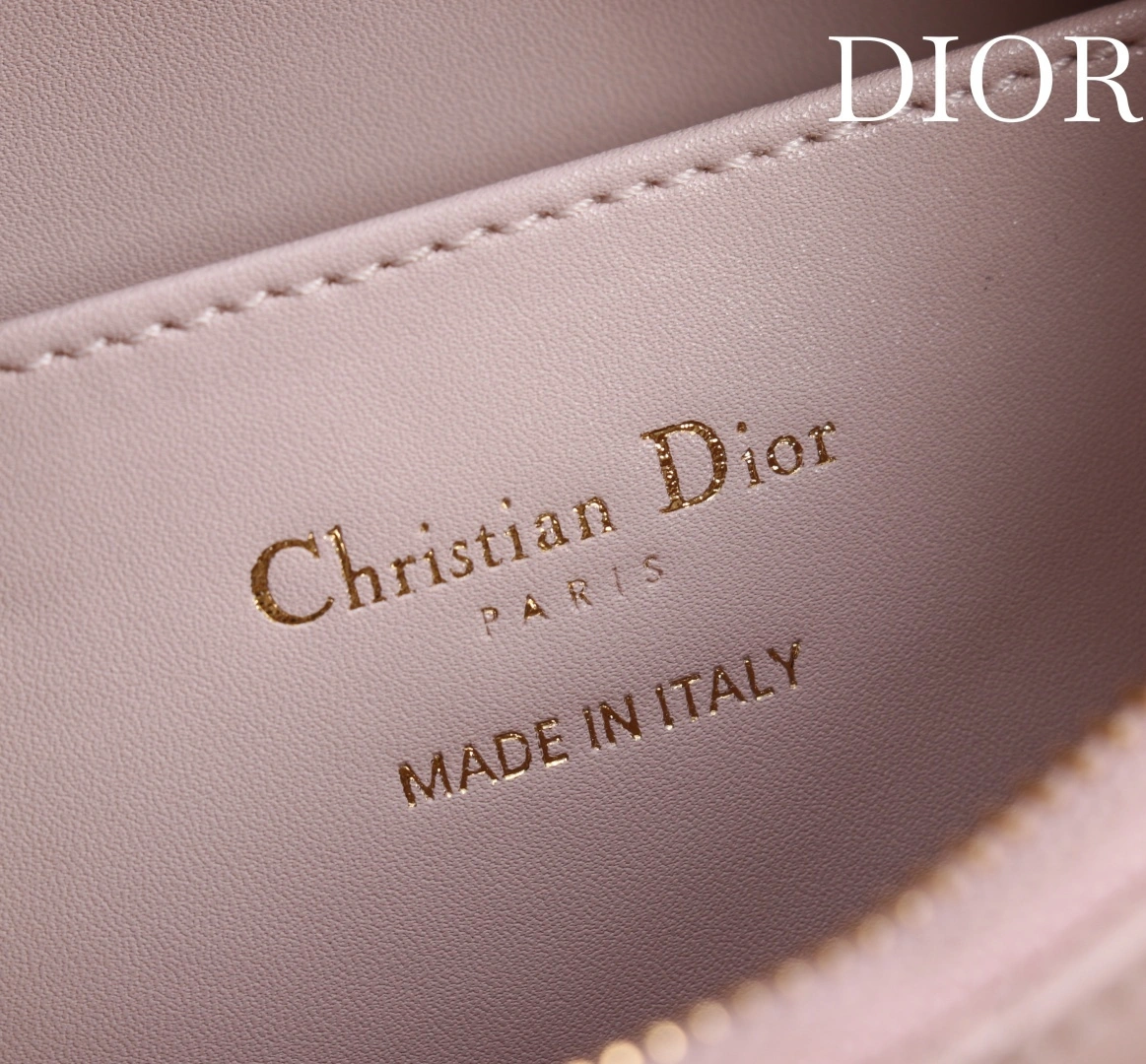 MOMO-- 4ior S5253UHAG-M413 high quality version 30 Montaigne sheepskin item:E-B000L2002T