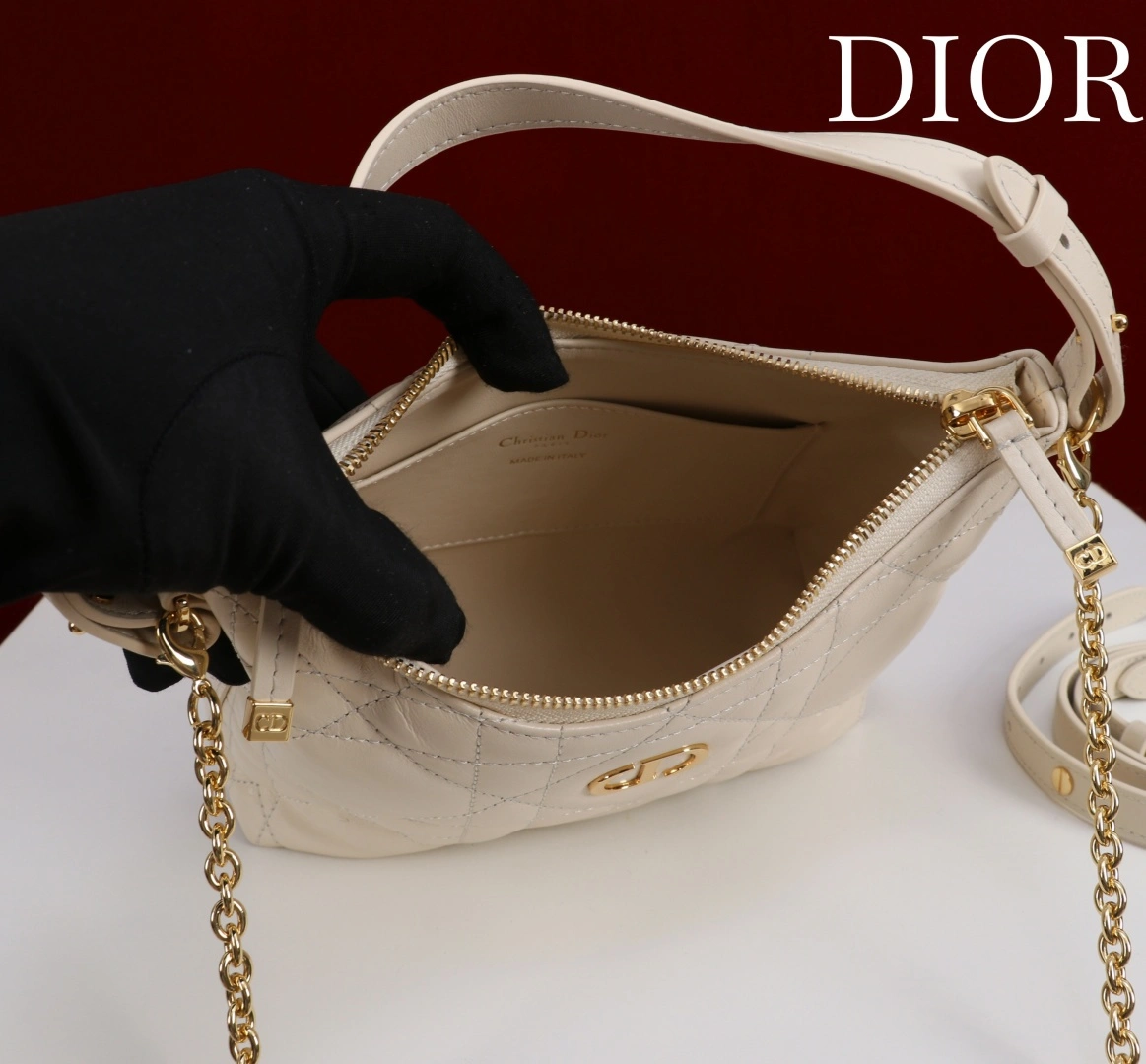 MOMO--4ior S5253UHAG-M70U high quality version 30 Montaigne sheepskin item:E-B000L2003T