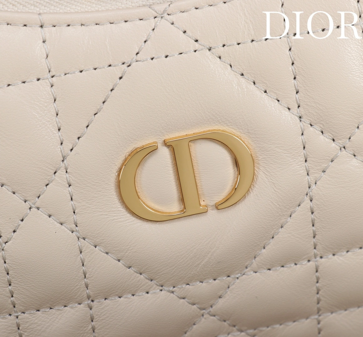 MOMO--4ior S5253UHAG-M70U high quality version 30 Montaigne sheepskin item:E-B000L2003T