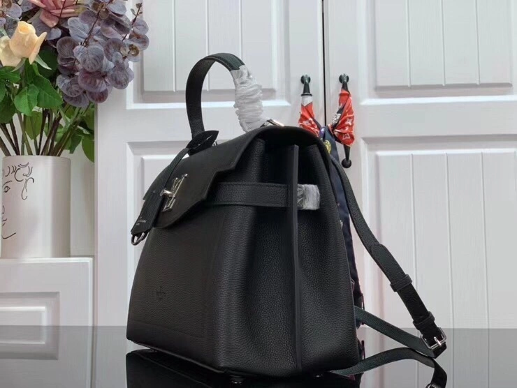 51395, item : 046G063B0950G2830