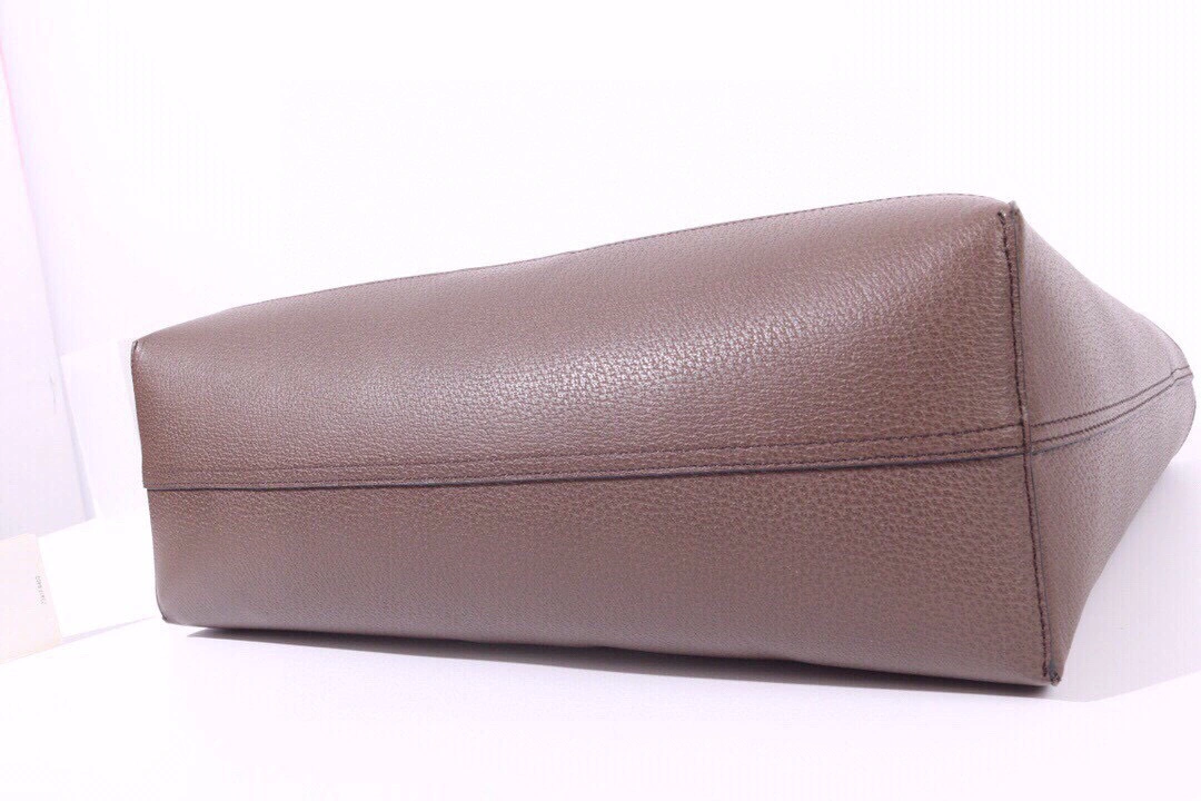 547947 item : 046G106B0560G2556