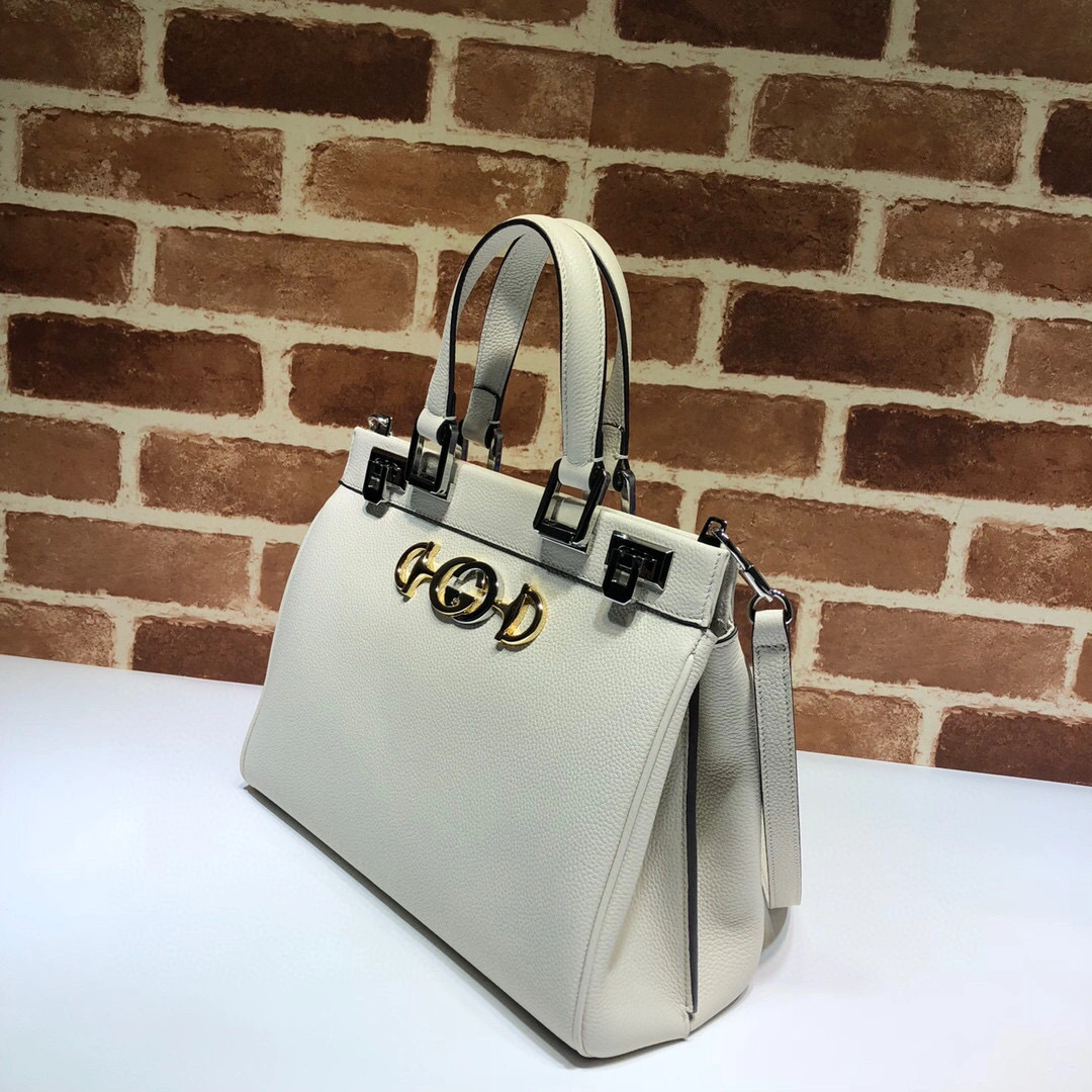 569712 item : 046G063B0870G2561