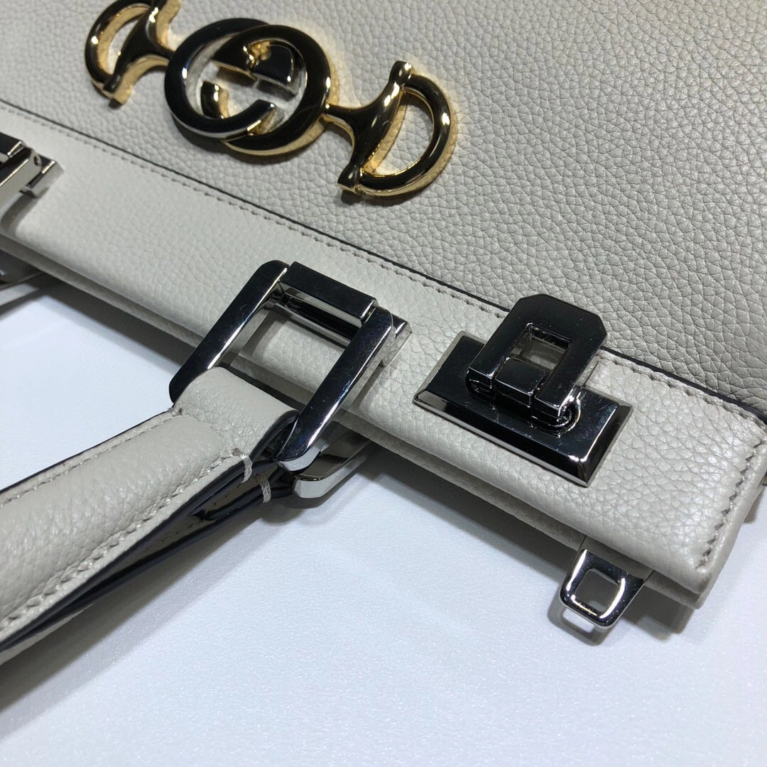 569712 item : 046G063B0870G2561