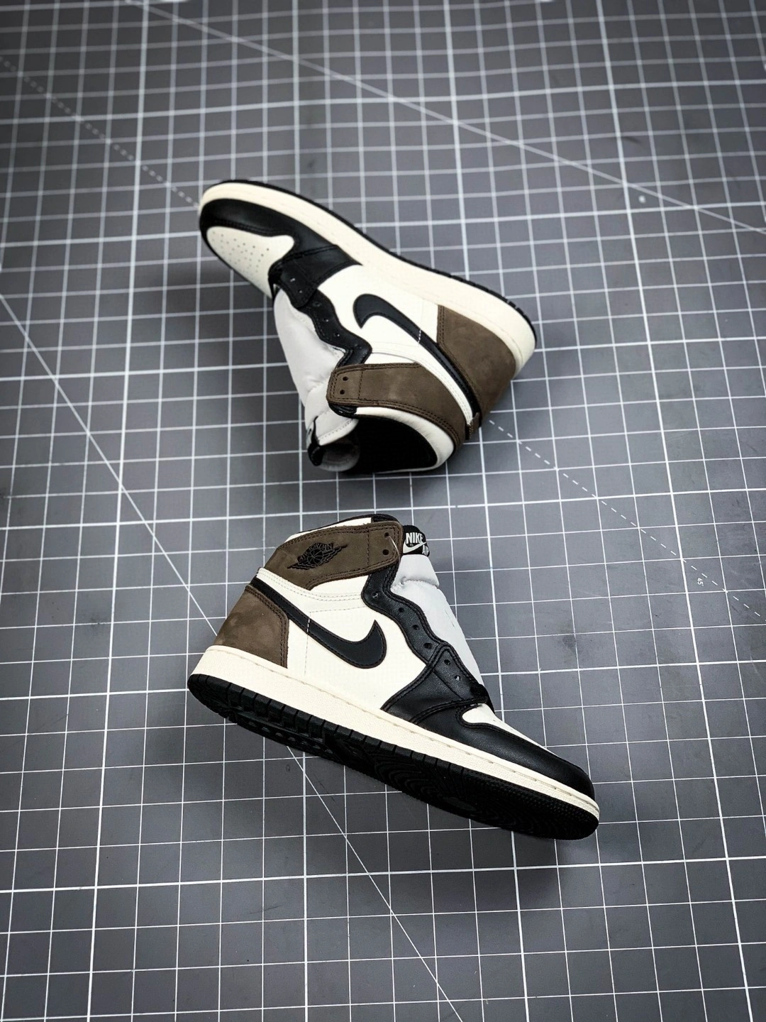 575441-105 Dark Mocha B-X000E2617K