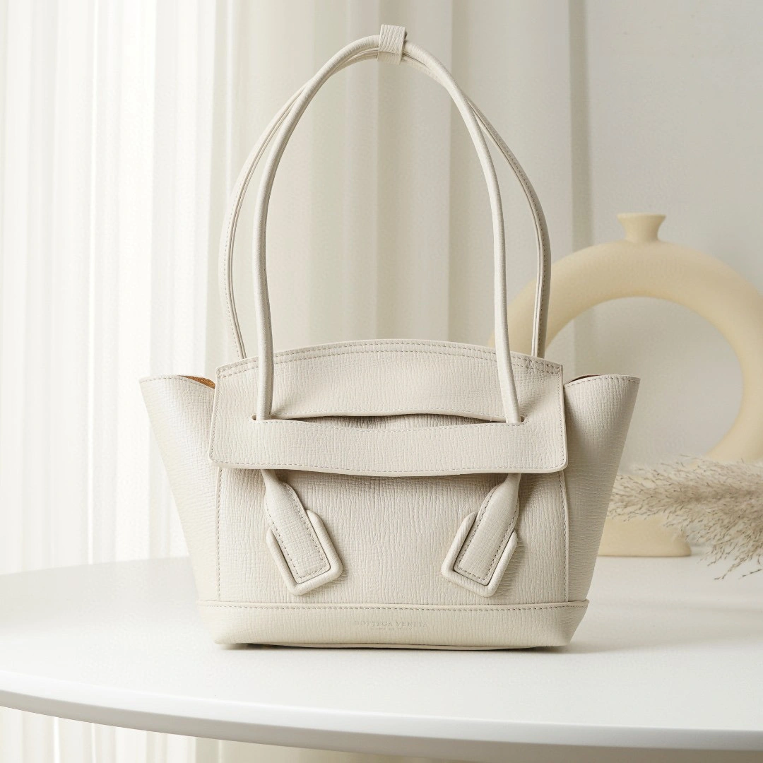 575941VMAO19646 Arco 33cm Calf leather item:B-B202B0479