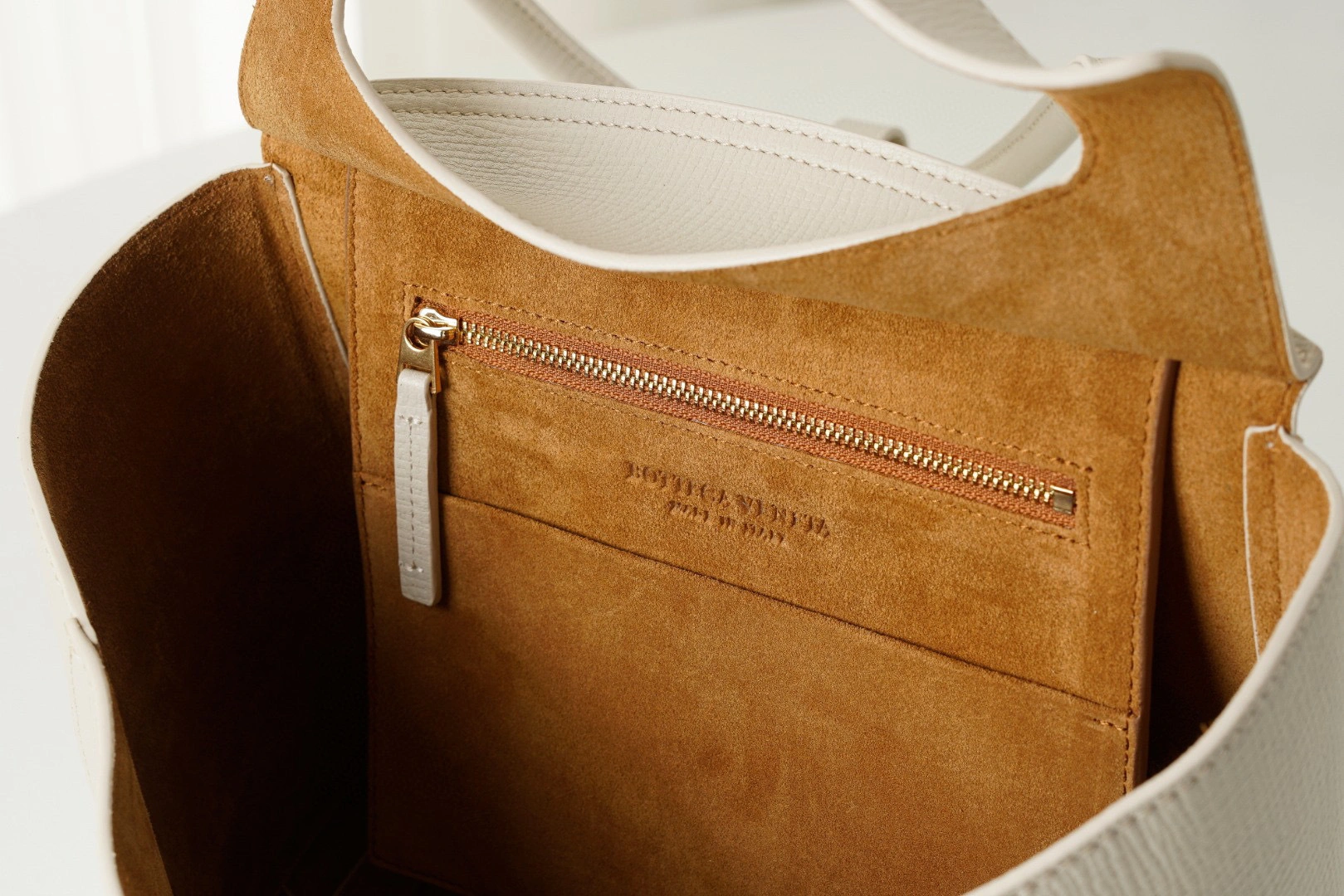 575941VMAO19646 Arco 33cm Calf leather item:B-B202B0479