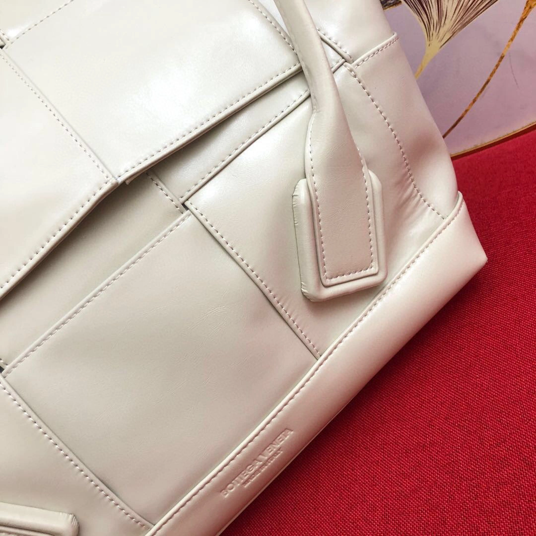575943VCP119033 Calf leather item:B-B202B0417