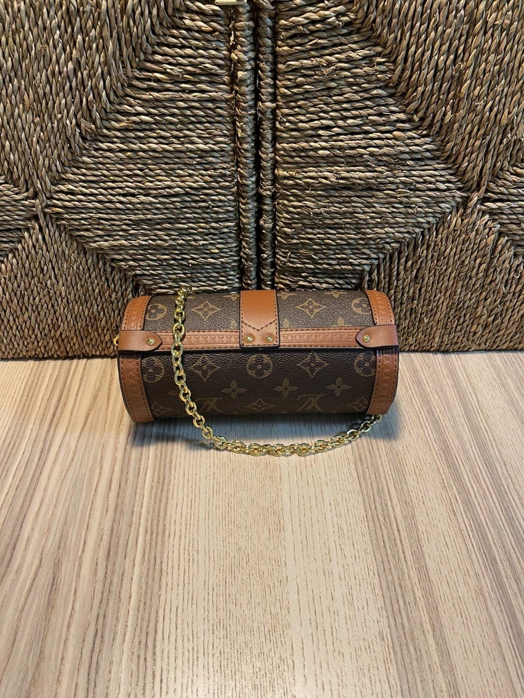 57835 item : AT-B225K3015L
