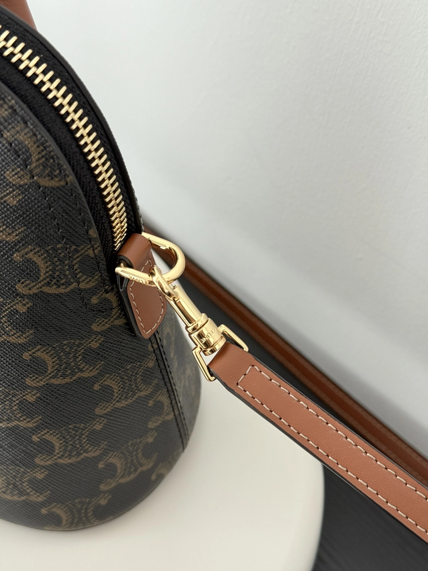 MOMO--358i95 120682DNK-04LU high quality version Teen Honorine Calfskin item:E-B805J2413