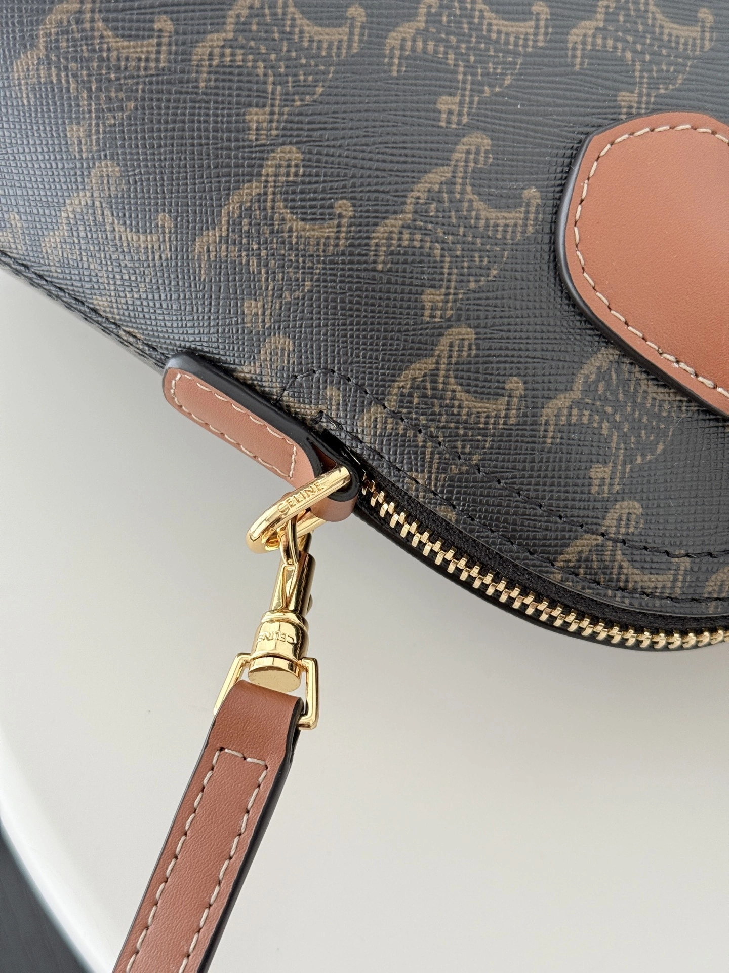 MOMO--358i95 120682DNK-04LU high quality version Teen Honorine Calfskin item:E-B805J2413