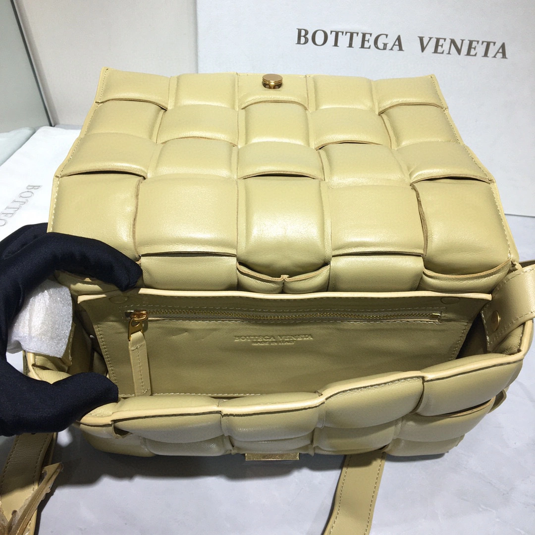 591970 Cassette Calf leather item:B-B202B0429