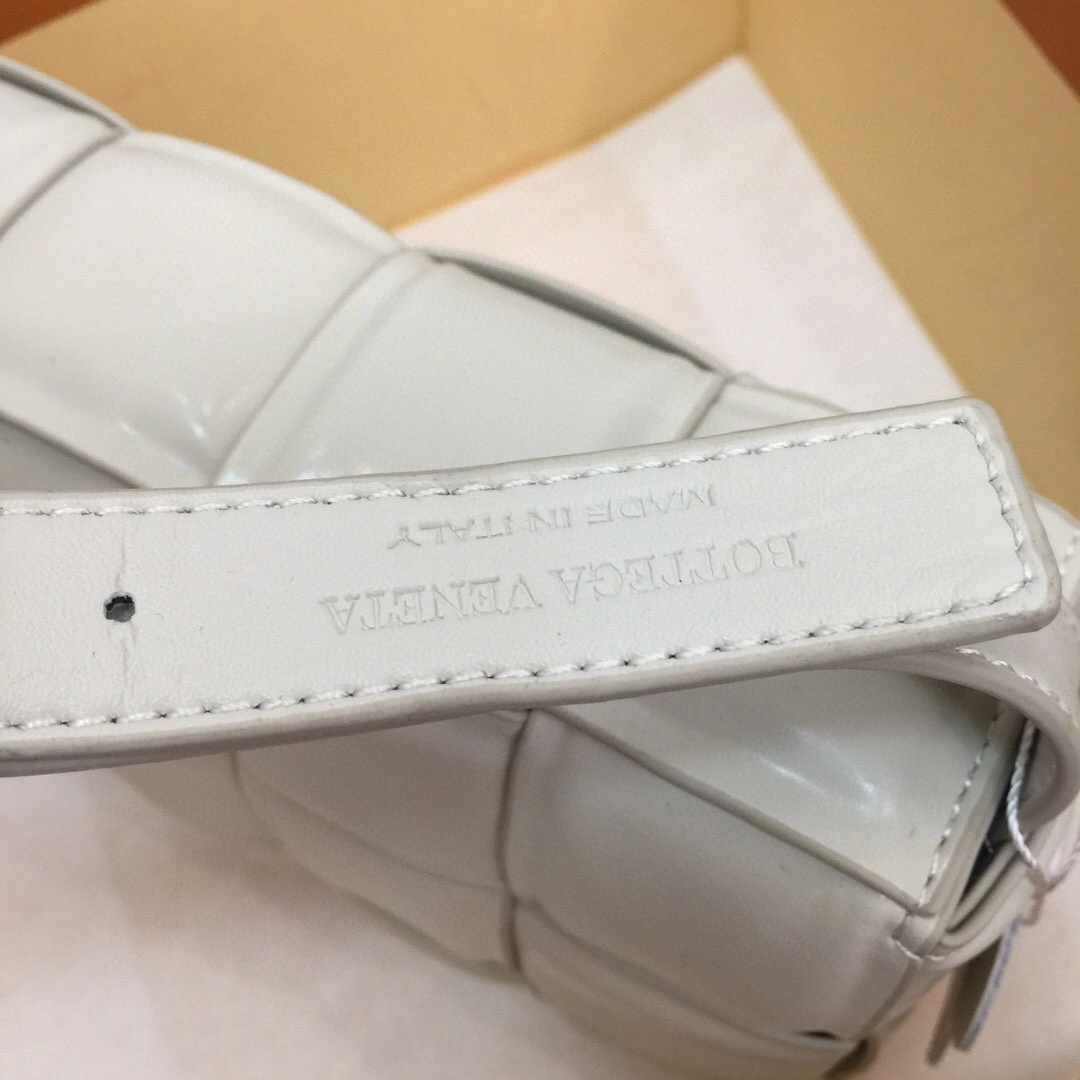 591970VCQR19644，counters quality item: 086I202BO350I1461