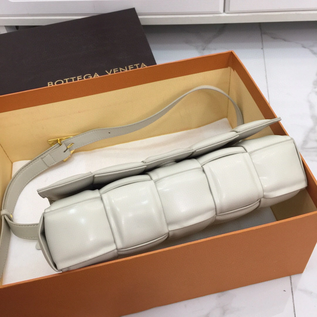 591970VCQR19644，counters quality item: 086I202BO350I1461