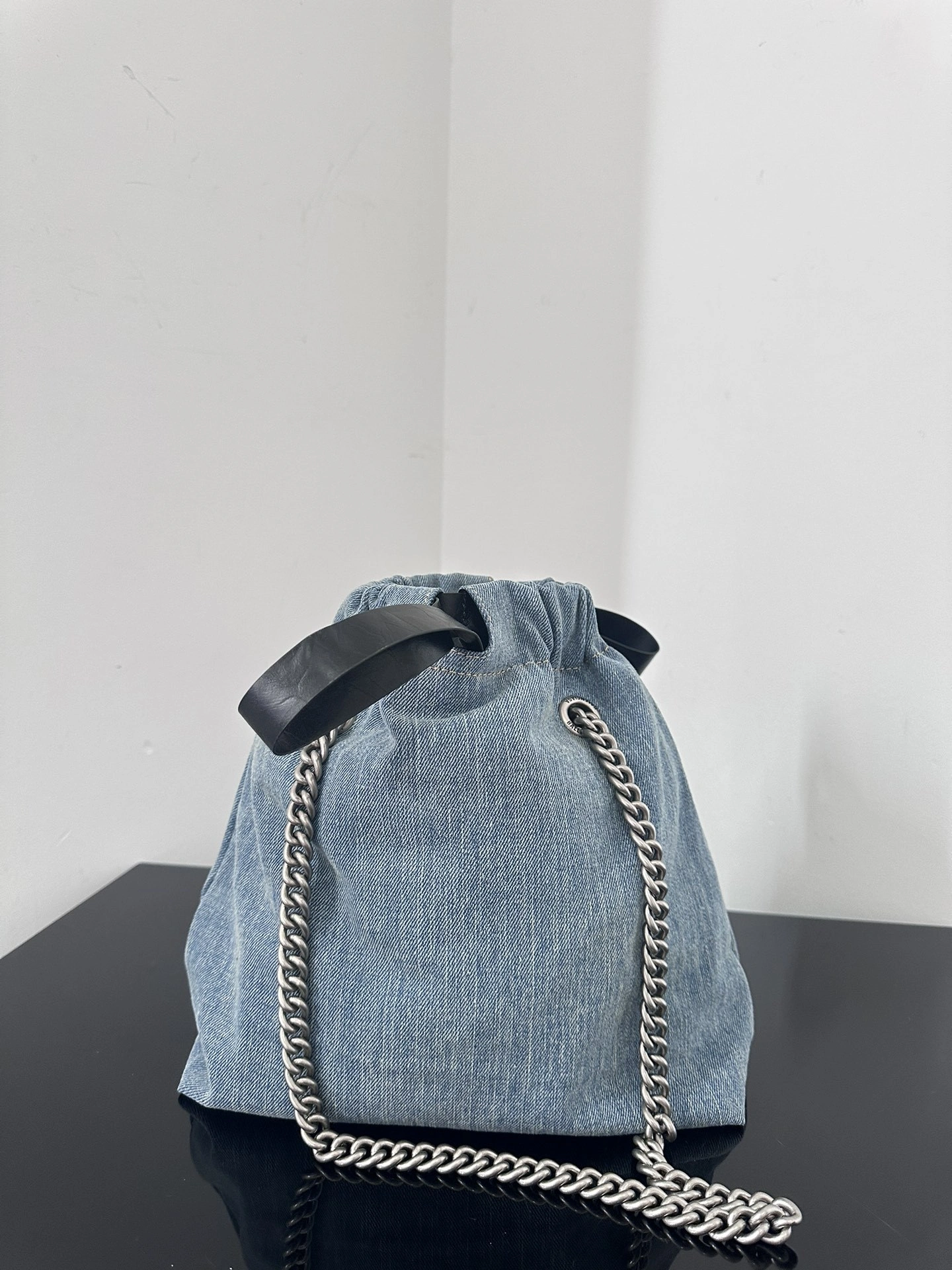 MOMO-- 218593i161 7429422AAYA4661 high quality version sheepskin crushtote item:D-B000J0824