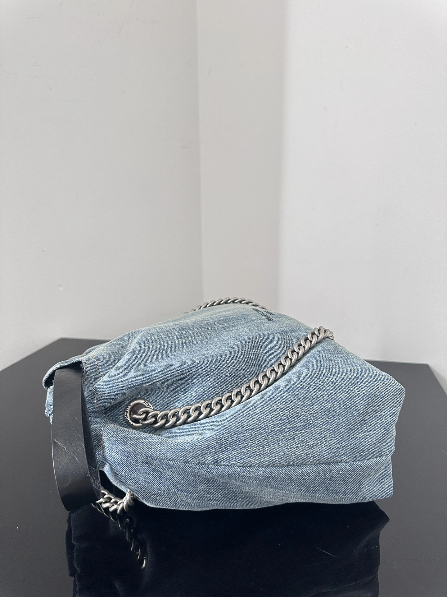 MOMO-- 218593i161 7429422AAYA4661 high quality version sheepskin crushtote item:D-B000J0824