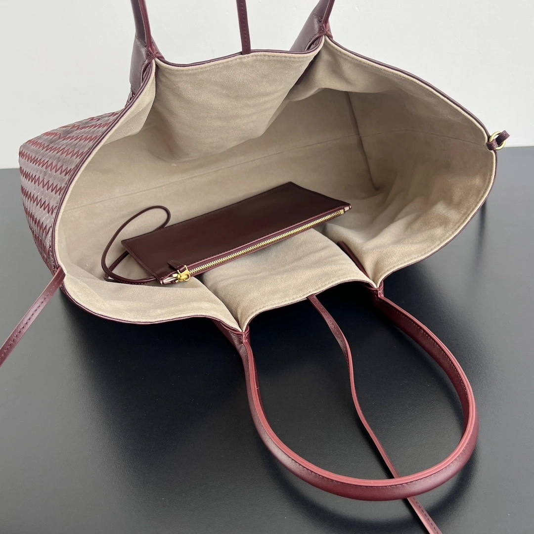 MOMO-- V595t1 817166V5AG12363 high quality version 2025 817166Pinacoteca item:E-B664G1925