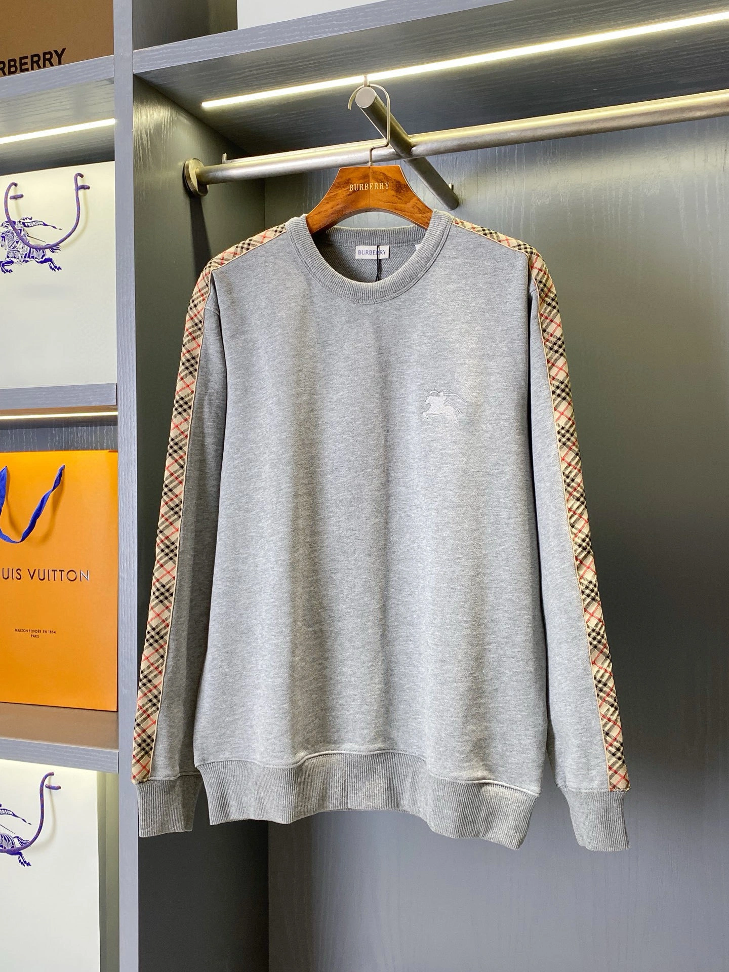 Bald Eagle-- 2ur25rry high quality version embroidery Cotton oversize 2colour item: E-F020J0572-2H