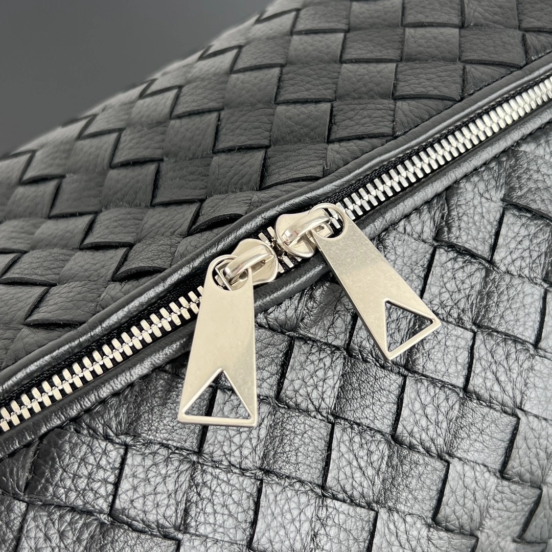 MOMO-- V595t1 806974V4TD18803 high quality version Traveller Hobo Calfskin item:E-B664G1776