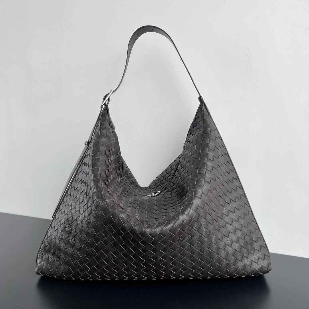 Custombag-- V595t1 806976V4TD12145 high quality version Traveller Hobo Calfskin item:E-B664G1778