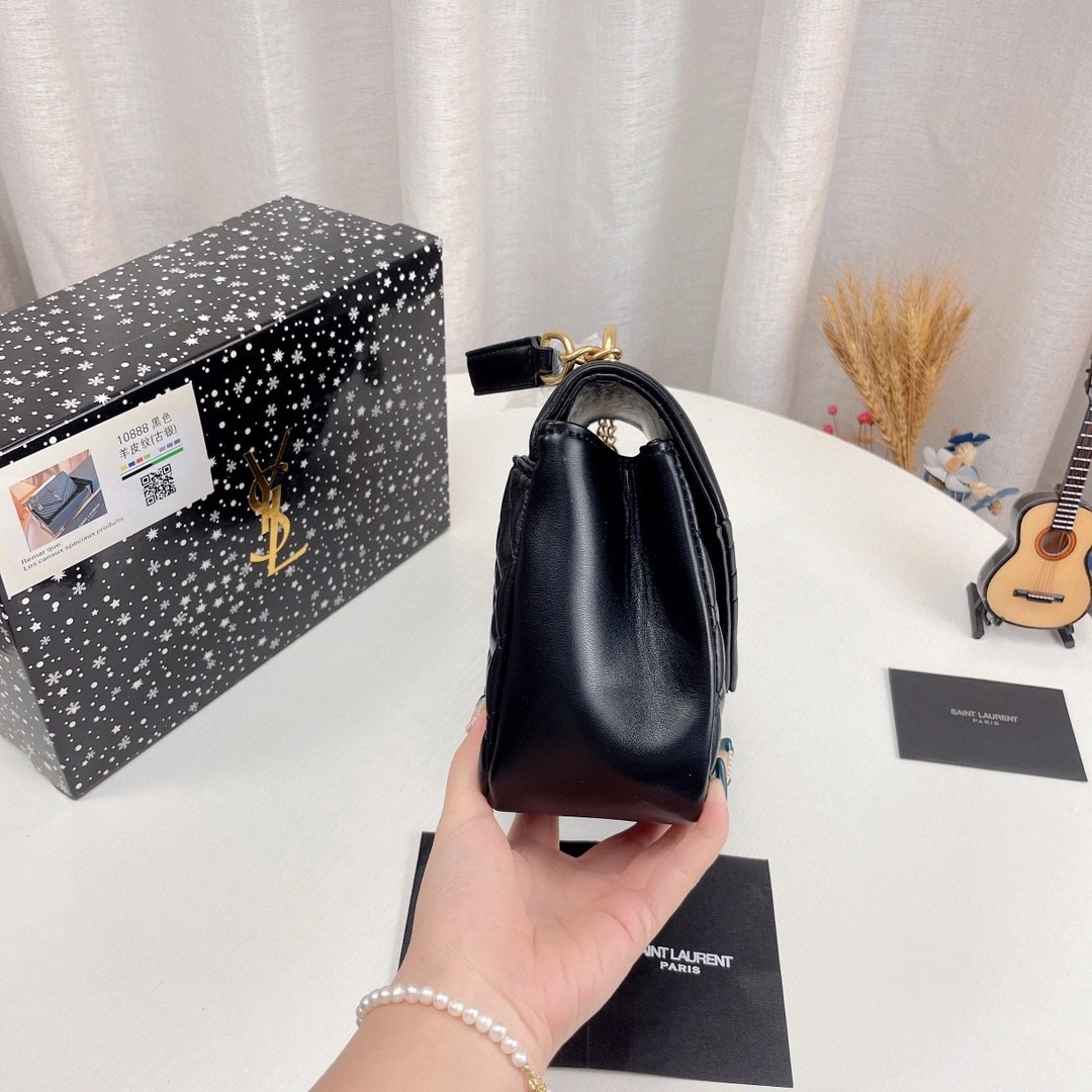 6001850O7S11000 sheephide item : BT-B011C0427