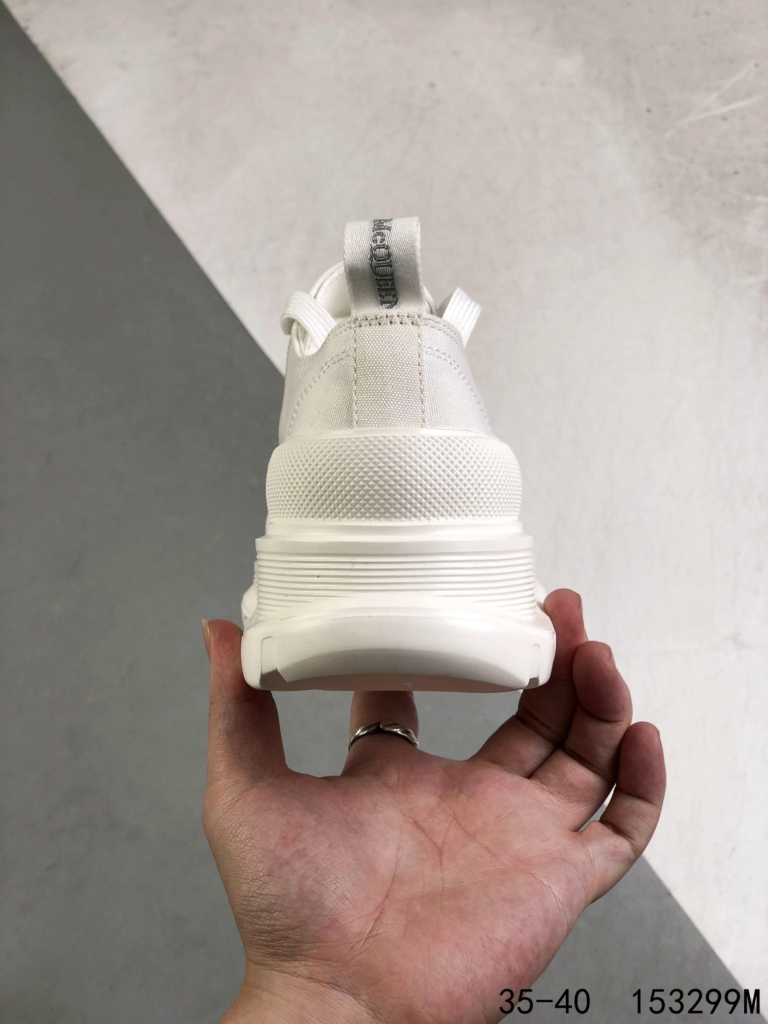 604257W4L329000 item:BT-X022F0106H