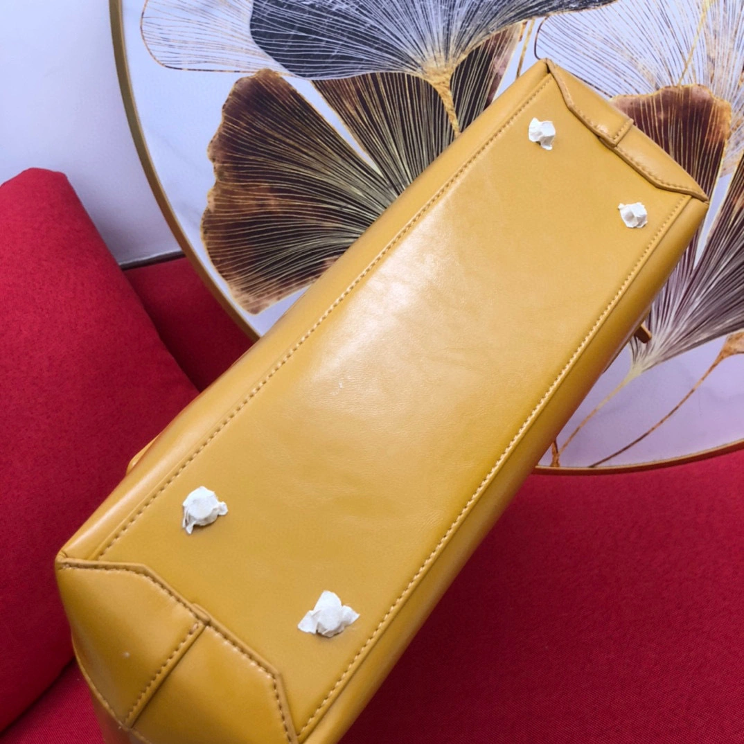 618464VCQ717679 Calf leather item:B-B202B0416