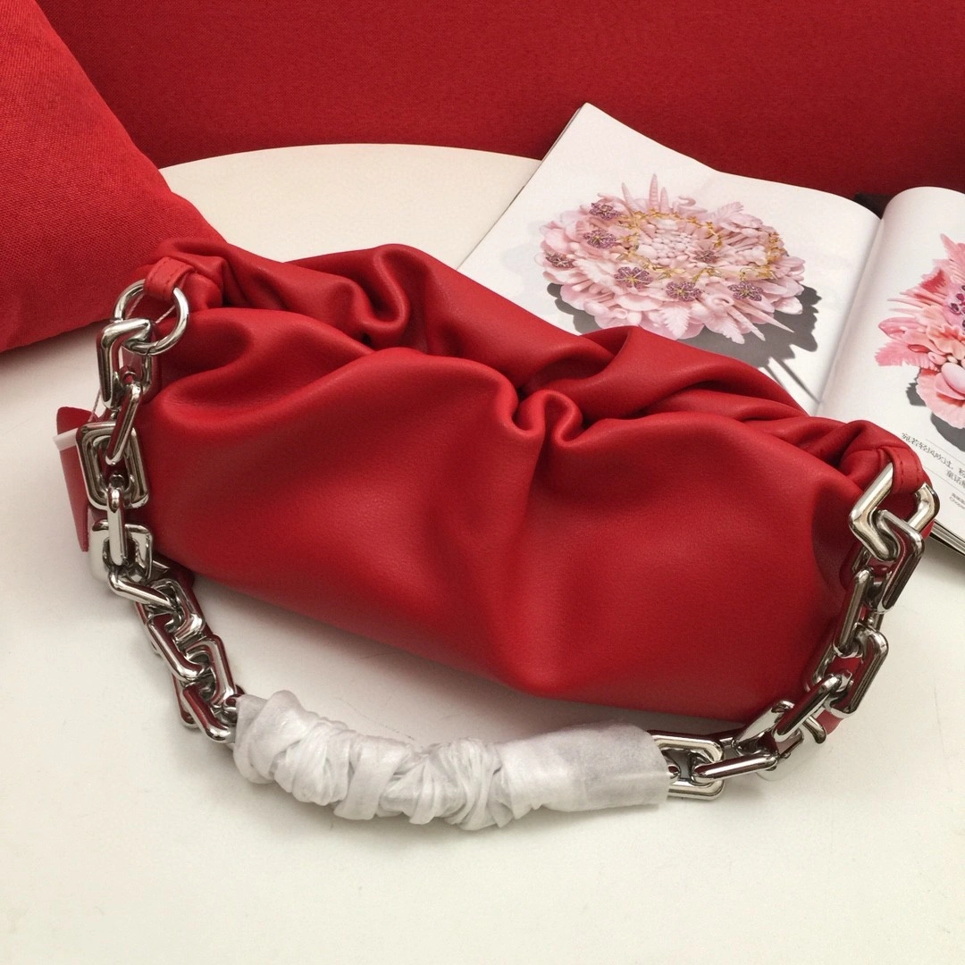 620230VCP406402 The Chain Pouch item : BT-B225D0730W