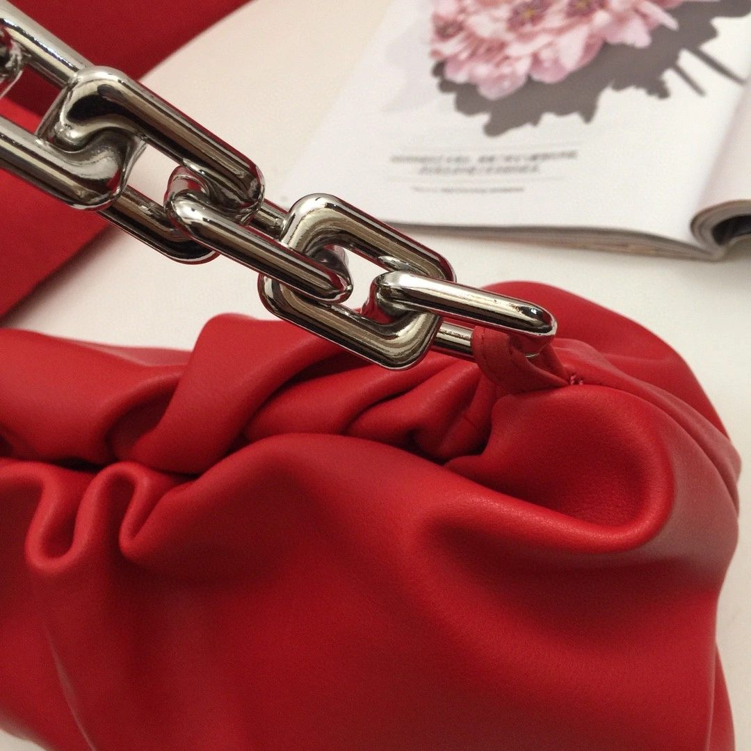 620230VCP406402 The Chain Pouch item : BT-B225D0730W