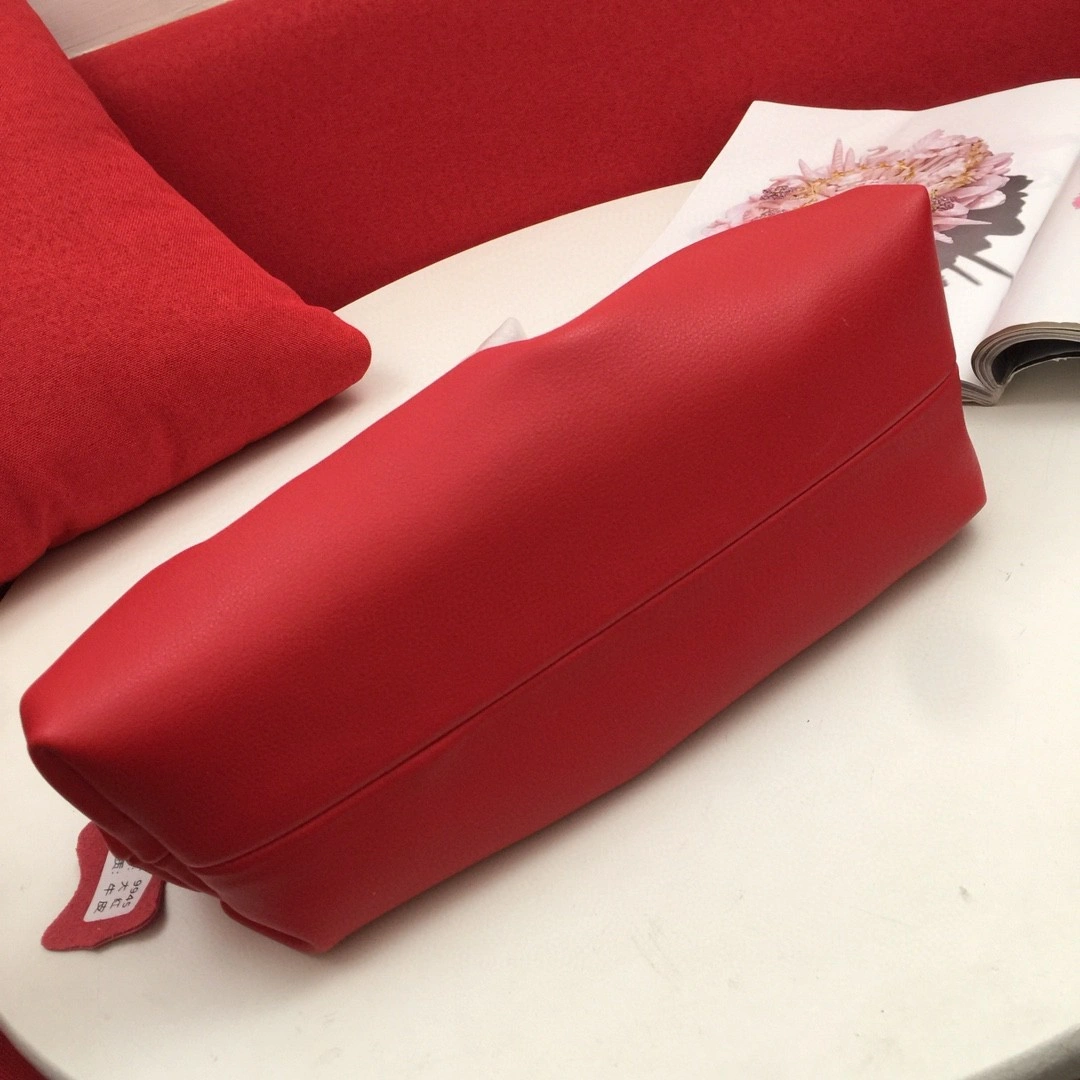 620230VCP406402 The Chain Pouch item : BT-B225D0730W
