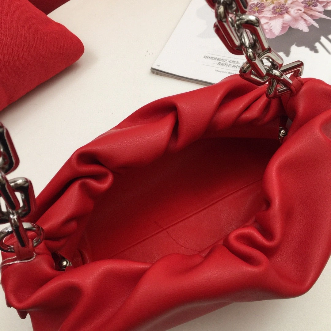620230VCP406402 The Chain Pouch item : BT-B225D0730W