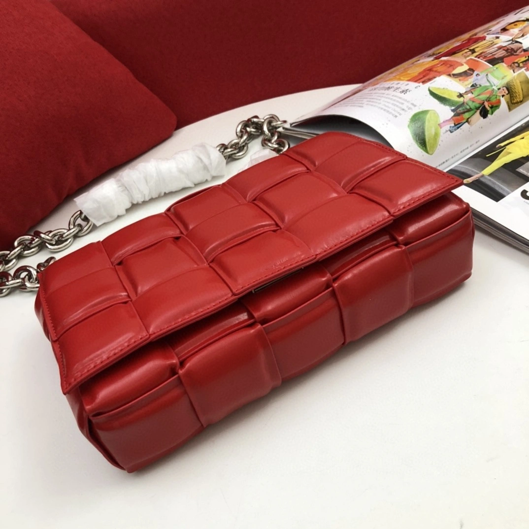 631421-VBWZ0-6402 cowhide padded cassette item : BT-B225D0725W