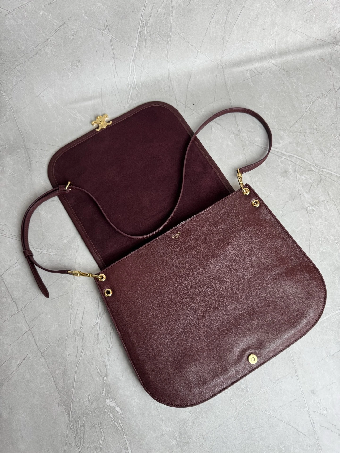 MOMO--358i95 123632T88-28PO high quality version sheepskin Soft Triomphe Besace item:E-B000L1612T